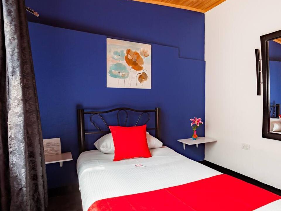 Hotel Casa Normandia Богота Экстерьер фото