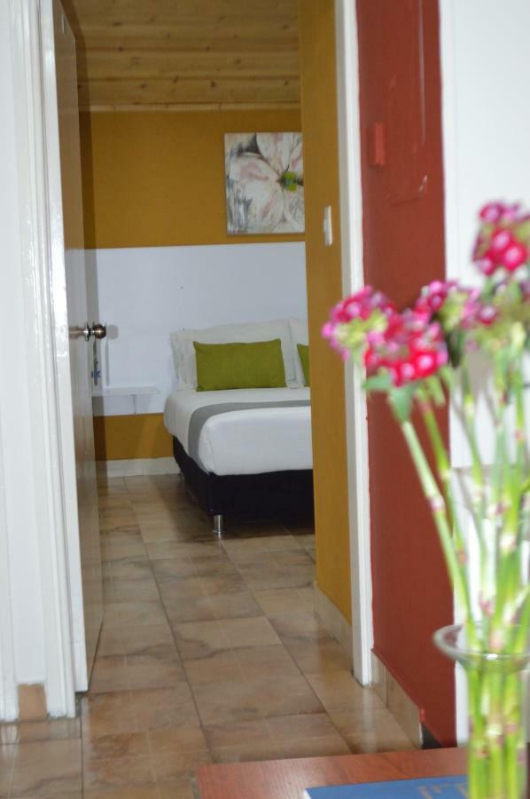 Hotel Casa Normandia Богота Экстерьер фото